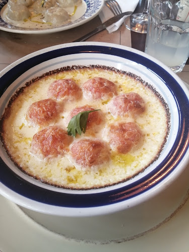 Comentarii opinii despre Bucaré Café