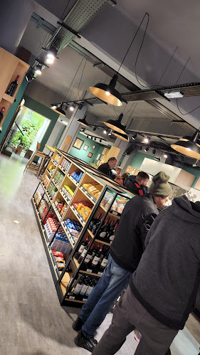 Av. Gral. Flores 2762, 11800 Montevideo, Departamento de Montevideo