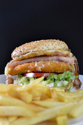 Av. Blandengues 320, 50000 Salto, Departamento de Salto