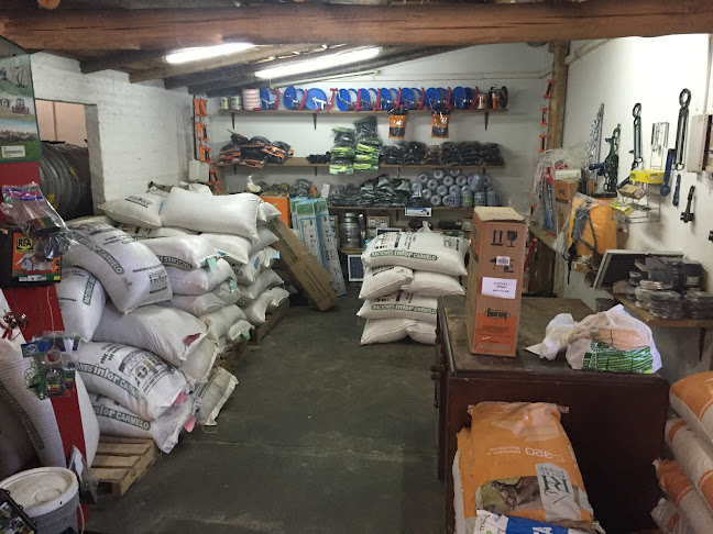 Santos Errandonea 285, 50000 Salto, Departamento de Salto