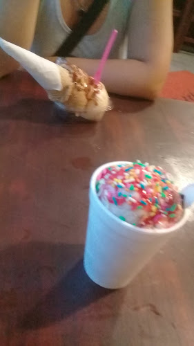 Heladería Caprichos - Gastronomía y hostelería