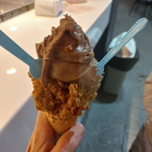 Opinii despre Heladería Artesanal y Cafetería Atlántida în Atlántida - Gastronomía y hostelería