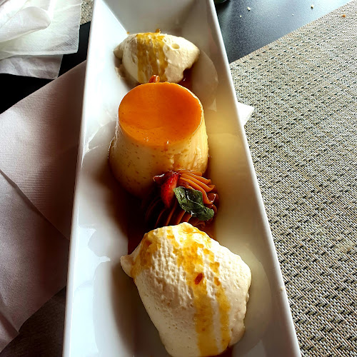 Opinii despre Isidora în Punta del Este - Gastronomía y hostelería