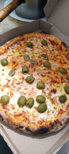 Comentarii opinii despre Pizzeria 4 Formaggi