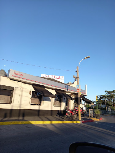 Camino Carrasco 4301 esq. 20 de Febrero, Cno. Carrasco, 12100 Montevideo, Departamento de Montevideo