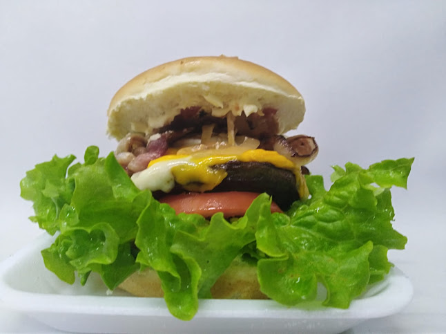 Comentarii opinii despre BURGER HOUSE