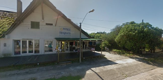 Yulele Cafe Resto Pub