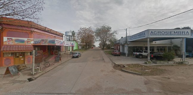 Opinii despre BIZCOCHERÍA Y ROTISERÍA HUGO în Canelones - Gastronomía y hostelería