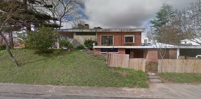 Opinii despre Valentino Pizzeria y Chiveteria în Maldonado - Gastronomía y hostelería